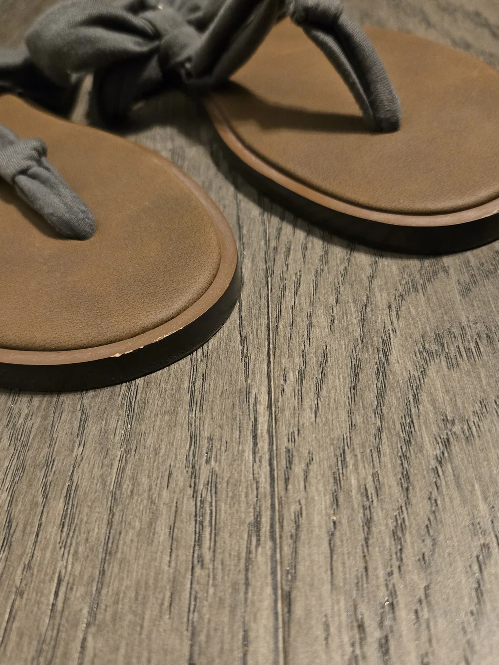 Sanuk women sandals